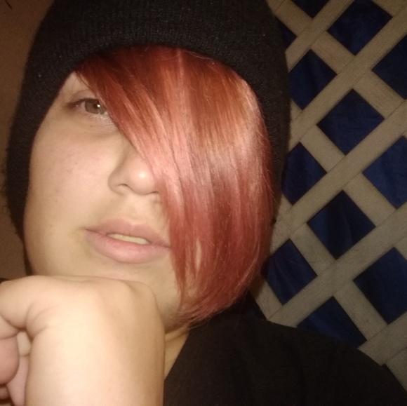 Meet your Posher, Breanna - Picture 1 of 1